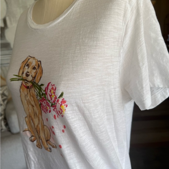 J.Crew Collector Tee White Labrador Retriever Pup With Flowers. Medium - Picture 5 of 9